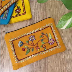 پته دوزی سنتی،کیف پته دوزی،جای لوازم سنتی پته دوزی،هدیه مهمان خارجی دست دوز،پته دریا،هنر پته صنایع دستی سوغات کرمان 