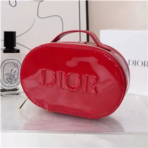 کیف آرایش اورجینال دیور( پیش سفارش ارسال 15 روزه)