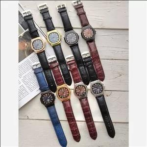 ساعت مردانه و پسرانه  چرمی  مارک والار 