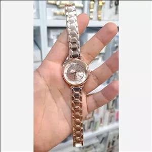 ساعت مچی زنانه دیور Dior موتور کوارتز باکیفیت و طراحی زیبا کد 4548 