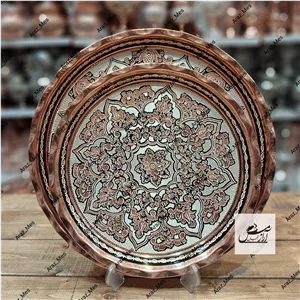 سینی چایی مسی نقره کوب نانو الماس تراش گرد ( قطر 32 ) سایز دو