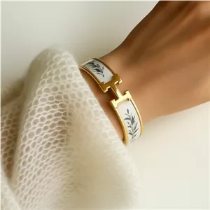 دستبند سفید طلایی  طرح دار هرمس کد BA00010