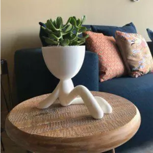 گلدان آدمک نشسته 01 DECO