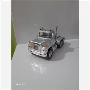 ماکت کامیون ماک اسپرت شده