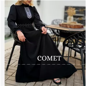 پیراهن سیمین با خرجکار نقره ای