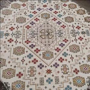 رومیزی مربع مخمل ابریشم شاین دار طرح عشایر90