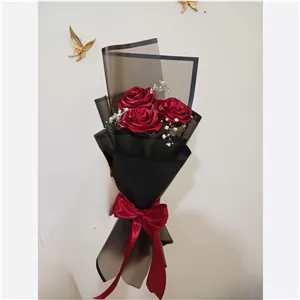 دسته گل 3 شاخه رز روبانی مناسب هدیه