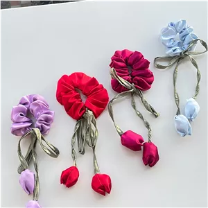 کش مو آویز دار