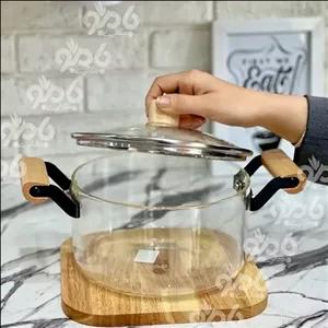 قابلمه پیرکس 2/5 لیتری،دسته چوبی