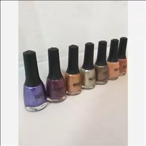 لاک ناخن ورتوسا با بالاترین حجم شماره 640 بنفش متالیک