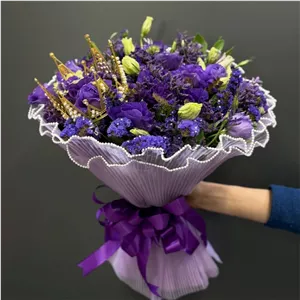 دسته گل زنبوری و لیسین توس