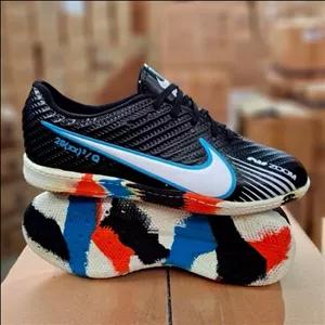 کتونی سالنی نایک پسرانه