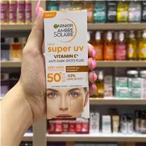کرم ضد آفتاب چگال سوپر UV ویتامین C آمبر سولر SPF50+ 40 میلی لیتر گارنیر Garnier