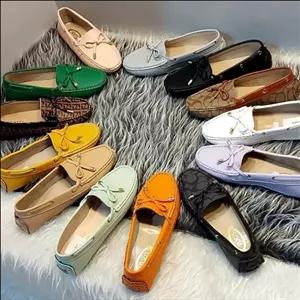 کالج پاپیونی جنس حوله ای رنگ بندی طبق تصویر از سایز37تا41ارسال  رایگان