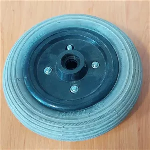 چرخ بادی ویلچر سایز 7 به همراه دو عدد بلبرینگ و لاستیک و تیوپ و رینگ استاندارد 