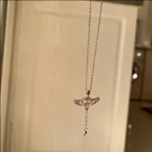 گردنبند بال فرشته قلب طلایی