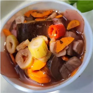 ترشی مخلوط خیار درختی و بادمجان ،1000 گرمی،گیل بانو.رشت