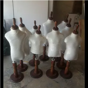 مانکن بچگانه روکش چرم(پسکرایه) 
