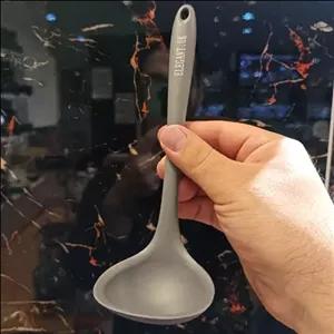 ملاقه تمام سیلیکون  متوسط 20 سانت الگانت