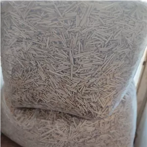 رشته ی  سنتی پلویی(1000 گرمی)  پس کرایه