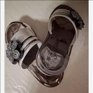 صندل دمپایی دخترانه سایز26(بدون موجودی گرفتن خرید کنید)