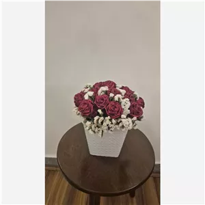باکس گل رز ربانی به همراه گل طبیعی