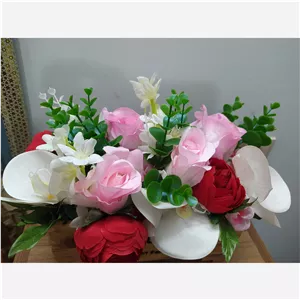باکس گل مصنوعی شامل گل ارکیده و پیونی  