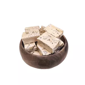 نوقا گز بدون شکر 40 درصد مغز شیرین شده با شیره انگور (مغز پسته ، بادام ، گردو)