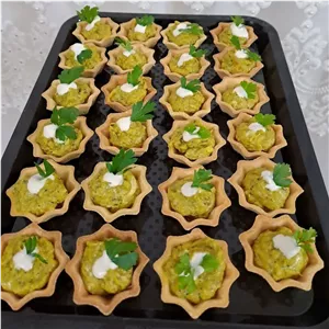 کشک بادمجان با نان تارت 12 عددی (پس کرایه) 