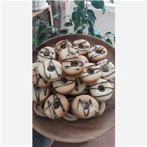 شیرینی خشک خانگی (پس کرایه)
