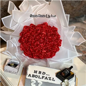 گل قرمز اکلیلی