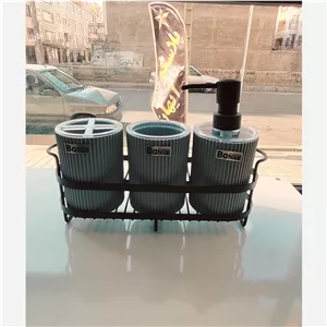 ست جامایع استنددار بازن یا جا مایع جامسواکی لیوان استند فلزی 3خانه در پلاسکو آیهان 