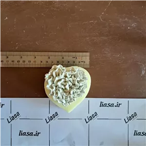 قالب گل میخک قلبی .