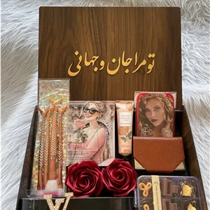 (ارسال رایگان) باکس هدیه زنانه و دخترانه لاکچری سایه جاکارتی ست براش کمربندپک کش موباکس چوبی کادو 38