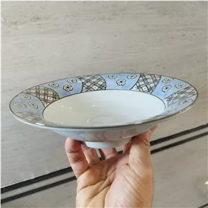 بشقاب پلو خورشت خوری خارجی.