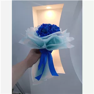 دسته گل 6شاخه سفید آبی