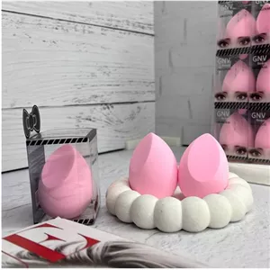 پد آرایشی سر کج برند GNV Beauty رنگ صورتی پاستیلی 