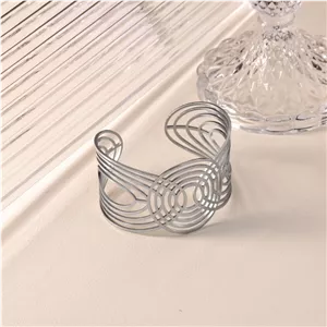 دستبند النگویی زنانه مدل مینیمال حلقه تودرتو B2199P EWX