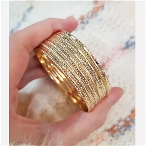بدلیجات زنانه النگوی طلاروس اصل طرح پولکی کد B144