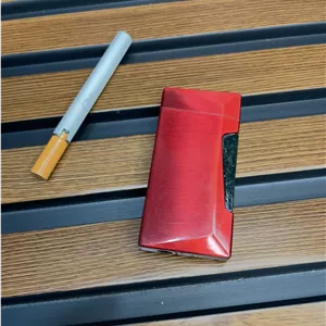 فندک زیپو بغل زن
