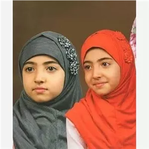 مقنعه سه گل دخترانه با رنگ بندی