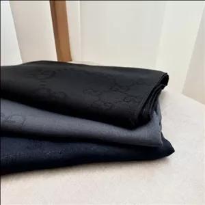 شالژاکارد سورمه ای موجود طرح گوچی و فندی