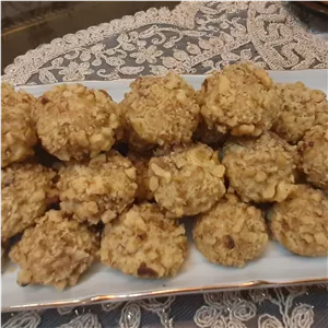 شیرینی اسکار گردویی(هزینه ارسال به صورت پس کرایه)