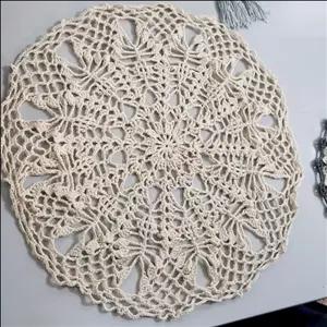 رومیزی  دستبافت بافته شده با نخ یارن آرت ترک  قطر 50 سانت 