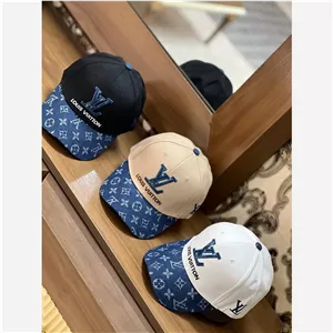 کلاه بیسبالی مارکدار نقاب لی طرح Louis Vuitton سایز بزرگ کیفیت درجه یک