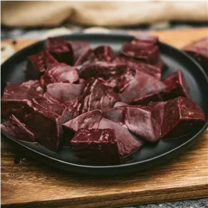 چنجه گوشت شترمرغ ( با سس تایلندی )