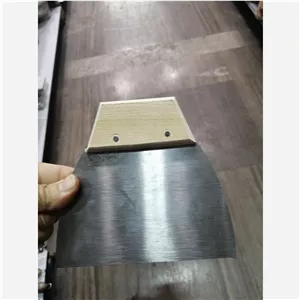 کاردک لیسه ای 14 س دسته چوبی 