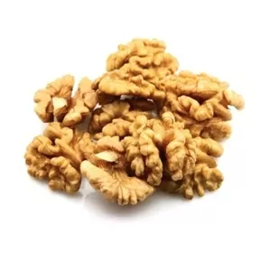 مغز گردو سفید درجه یک (نیم کیلو)