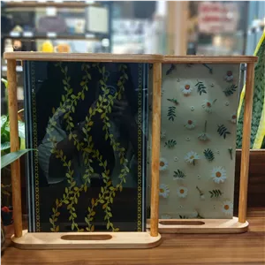 سینی شیشه ای طرح دار