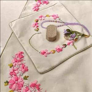 سجاده سفید عروس روباندوزی شده مخمل گلدوزی